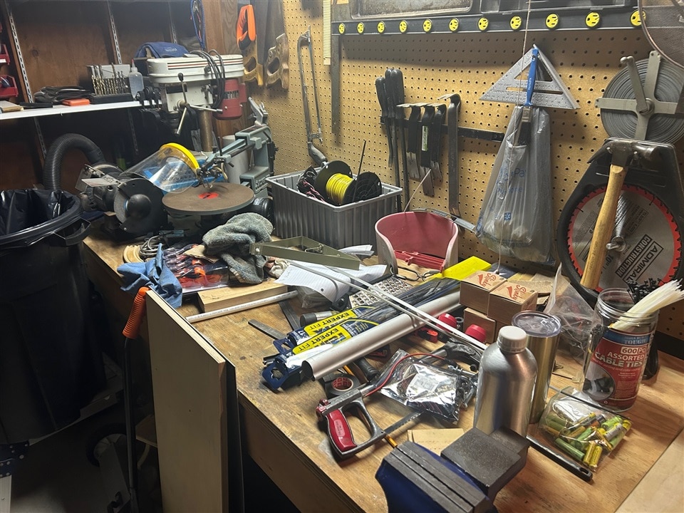 E14Community's tweet card. In the midst of this "work of art", is an antenna.  It's been there since March of 2023. In January of 2023, I read an article in QEX (a magazine published by the ARRL) by Richard Quick, W4RQ, on a 2...