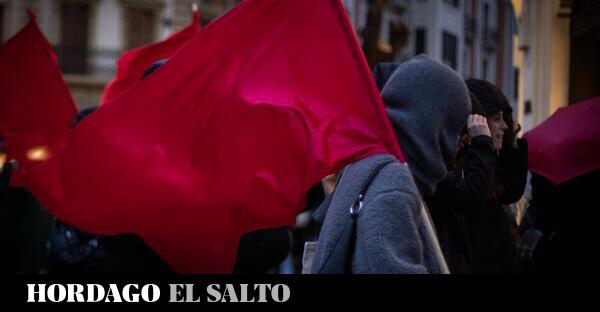 NadiaPH_'s tweet card. La violencia machista se está normalizando en el debate público debido al auge de discursos que niegan la existencia del machismo, sosteniendo que “los hombres también son maltratados” o deslegitim...