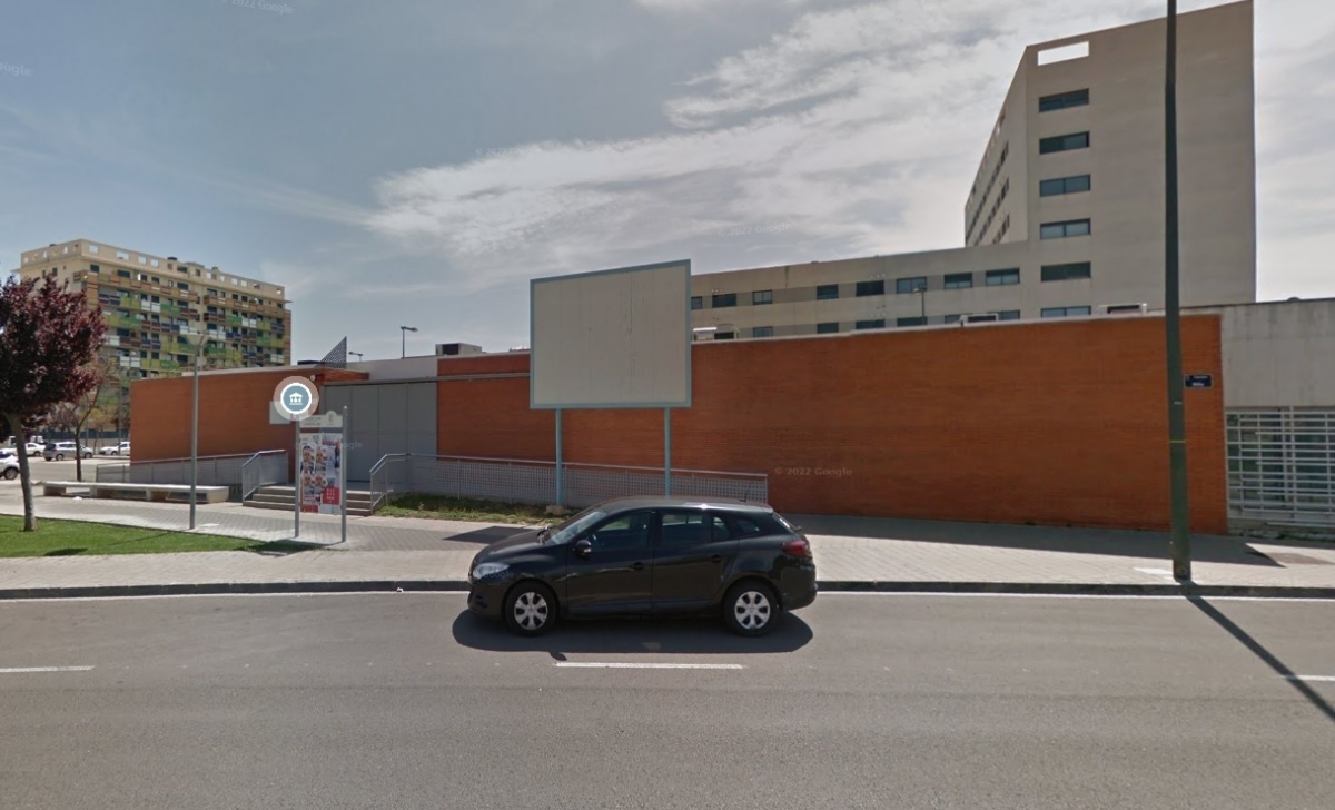 CESM_CV's tweet card. Gómez afirma que el cierre es "transitorio" hasta tener una "solución estructural" que garantice la seguridad de pacientes y personal