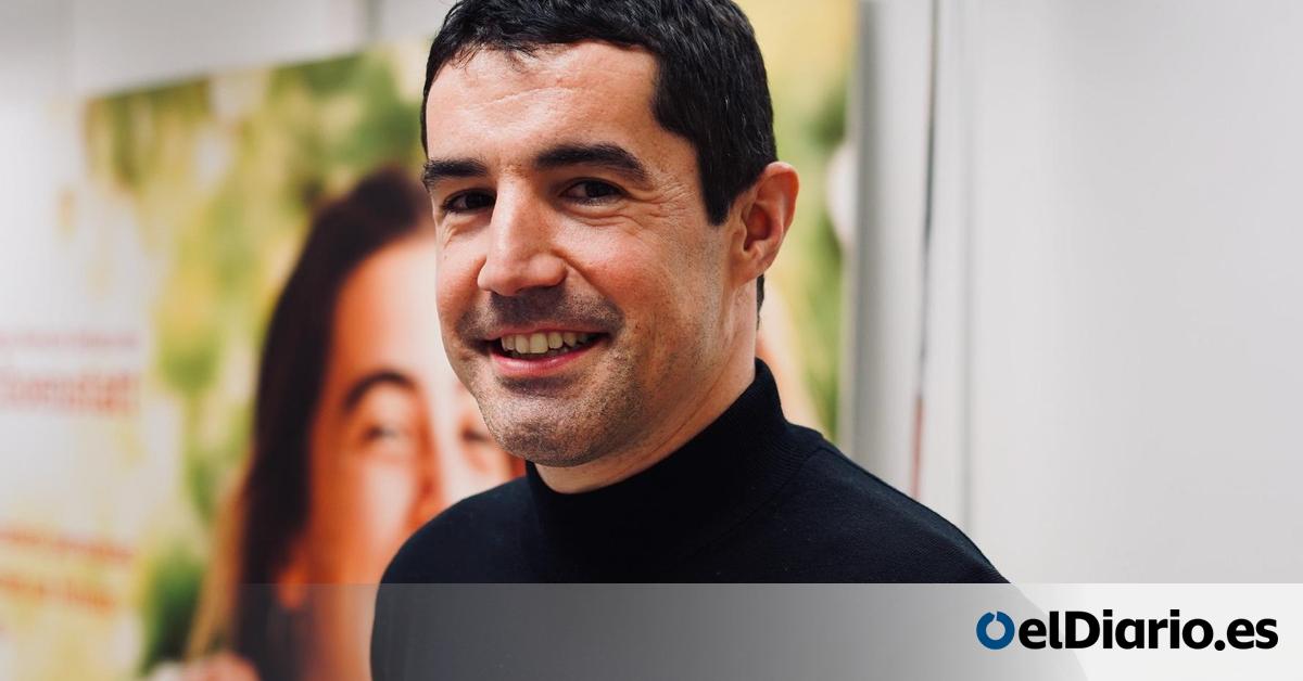 hruizmartin's tweet card. Además de dar clase en Secundaria, este docente trabaja para que en el aula se siga más la evidencia científica y menos la experiencia personal, una práctica que pese a que puede ser "un desastre"...