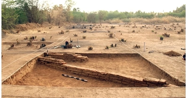 vikatan's tweet card. ` உலகின் மிகப் பழைமையான நாகரிகம் இது!' - கீழடிக்குத் தனி அருங்காட்சியகம் கோரும் தமிழக எம்.பி-க்கள்