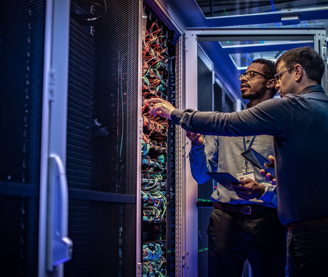 TekStreaming's tweet card. Lately, I have been delving into Splunk’s premium app ITSI. Splunk IT Service Intelligence is a KPI monitoring addition to Splunk, where we can use predictive analytics to see incidents before they...