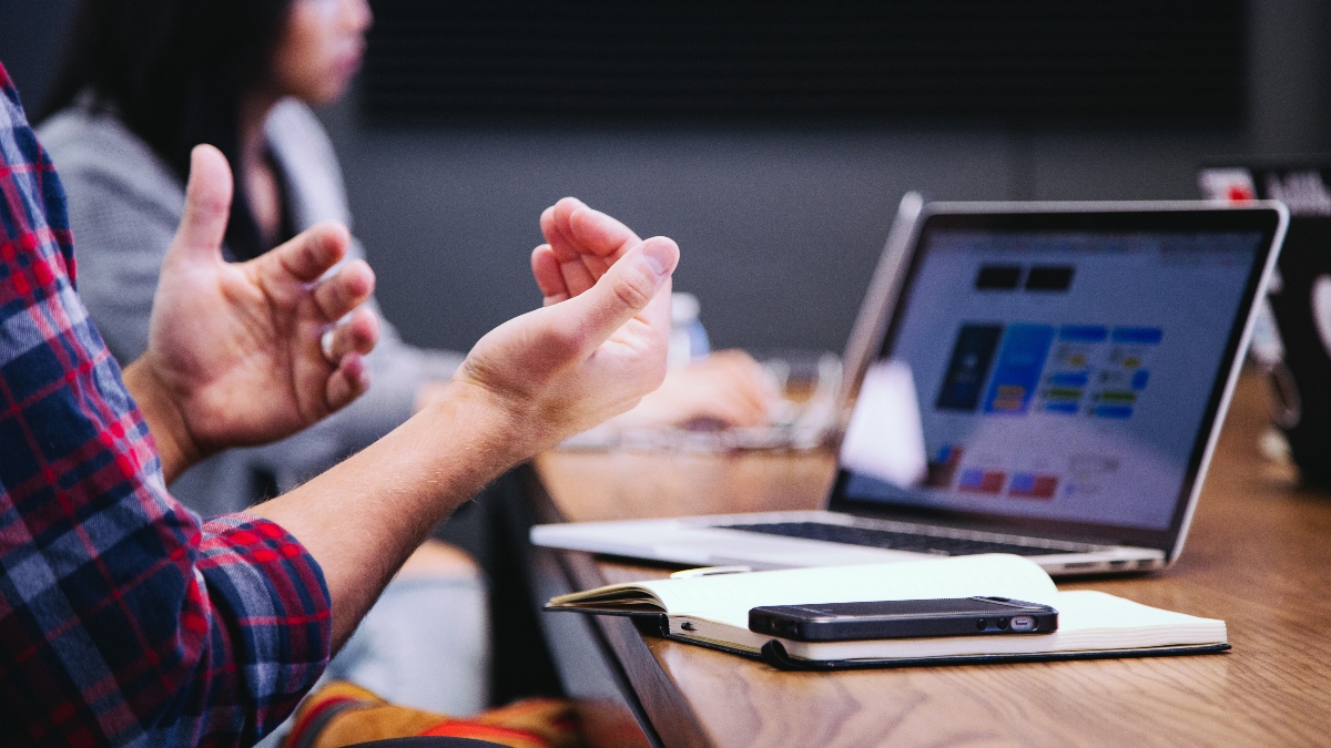 tecnohotelnews's tweet card. En esta Expert Pill, Alberto Plaza nos cuenta por qué el uso de un RMS que permita la automatización de tareas es esencial en cualquier estrategia de revenue.