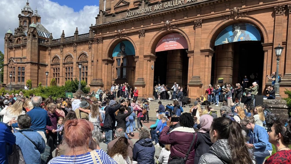 glasgowswestend's tweet card. Sunday 9 June, 2024 – 2 p.m. *FREE EVENT* Come and join WestFest & Glasgow Folk Music Workshop at the steps of Kelvingrove Art Gallery for their annual outdoor ceilidh. Led by the talented musicians...