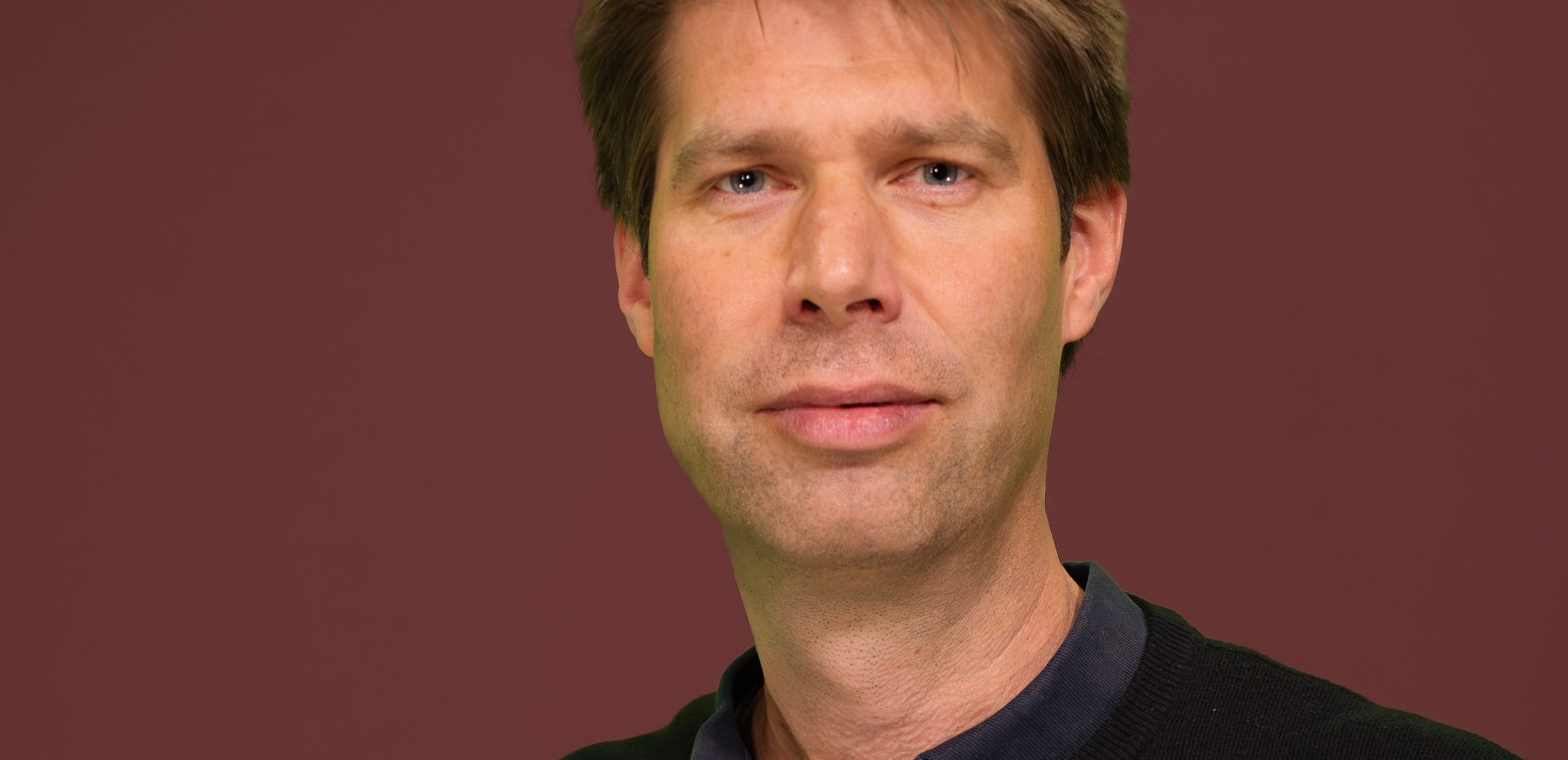 blume_bob's tweet card. FRANKFURT/MAIN. In vielen Schulklassen sind iPads und Tablets genauso selbstverständlich wie Lehrbücher. Ob und in welchem Maß Schülerinnen und Schüler von der digitalen Technik profitieren, hängt...