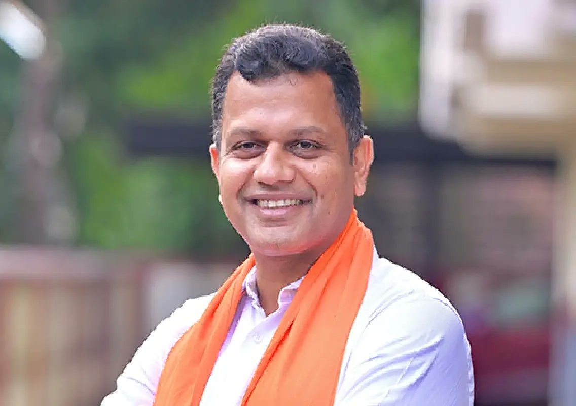 Newskarnataka's tweet card. MP Captain Brijesh Chowta has urged Union Minister Mansukh Mandaviya to expedite approval for nominees to the Karnataka ESI Society and facilitate the ESIC’s takeover of the ESI Hospital in Mangaluru.