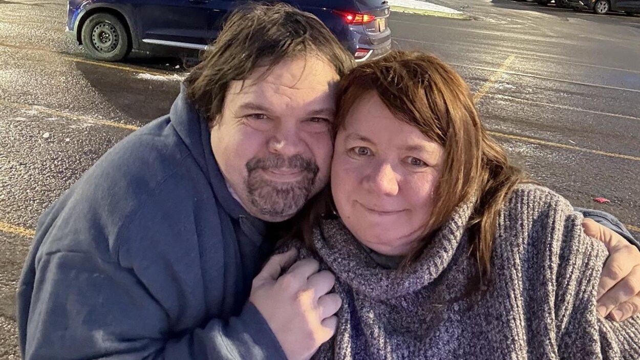 s_desrosiers's tweet card. Le délai pour le regroupement familial pourrait bientôt s'étirer au-delà de cinq ans, en raison de la réduction prévue de l'immigration, craint Québec réunifié.