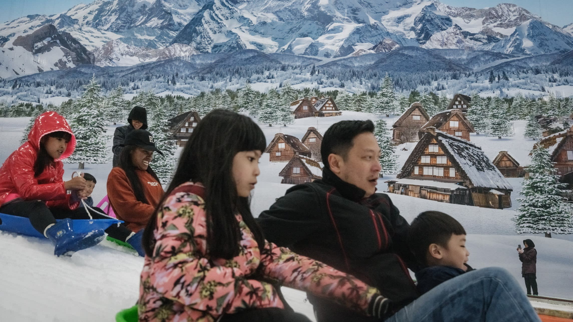 ChatibBasri's tweet card. People are falling behind as commodities giant fails to deliver well-paid jobs