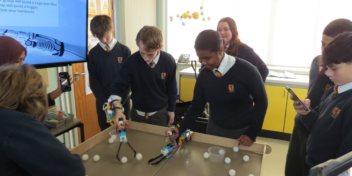 EESWSTEMCymru's tweet card. Pupils work in teams to build their own prosthetic arm using a LEGO Spike kit, then use basic code to control their arm.