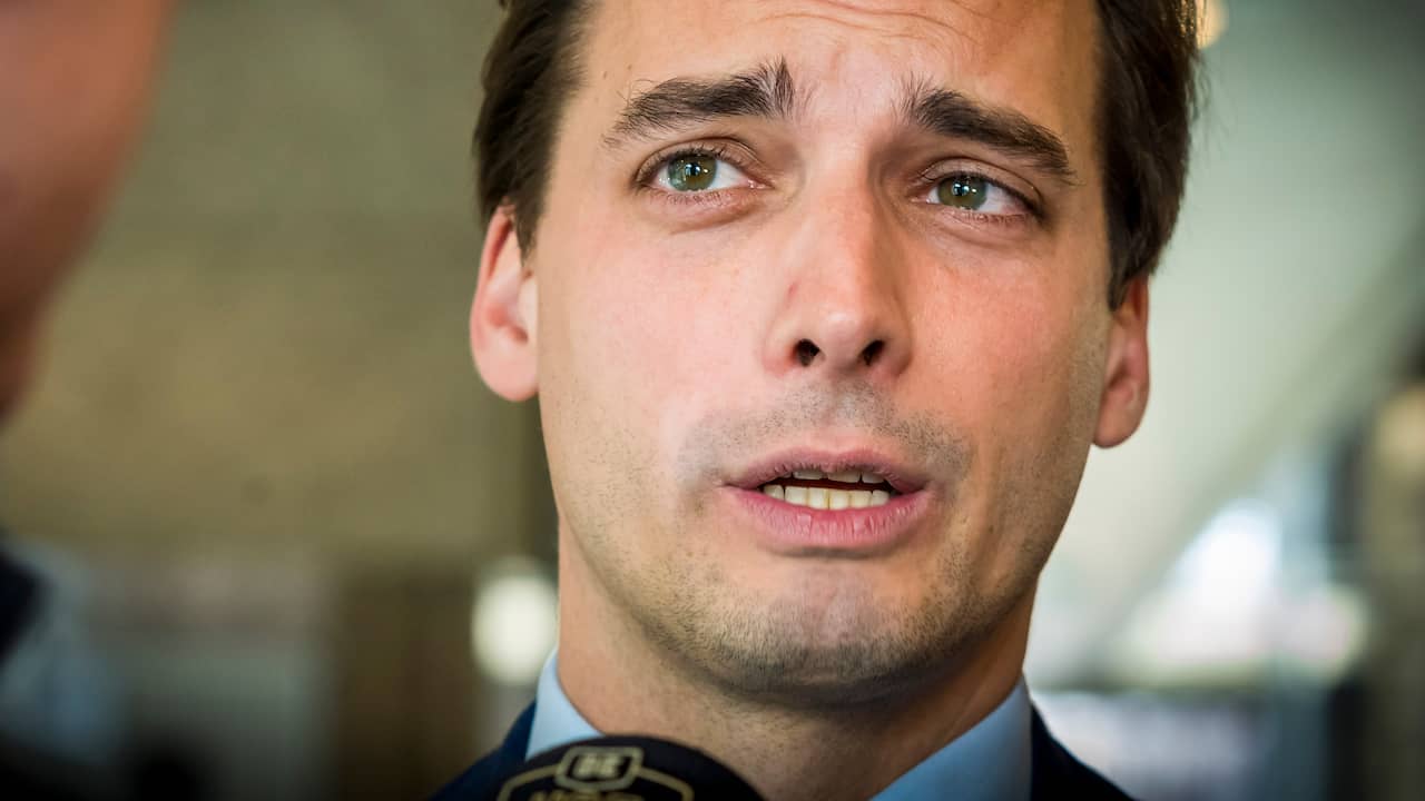 NUnl's tweet card. Thierry Baudet stelt in een maandag verschenen essay de positie van vrouwen die werken en (financieel) onafhankelijk zijn ter discussie. Ook zet de Forum voor Democratie-leider vraagtekens bij...