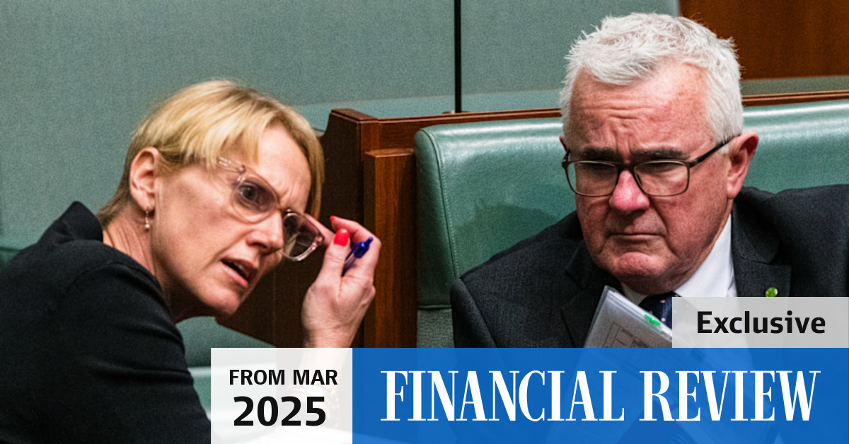 andrewfjp's tweet card. The Australian Hotels Association will back Labor and Coalition candidates facing independent challengers, in a bid to minimise the uncertainty of a hostile crossbench.