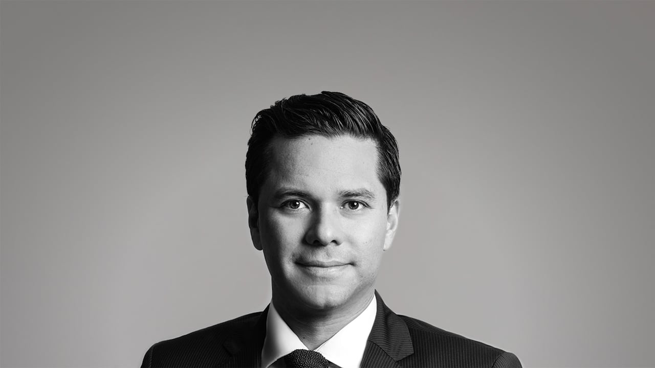 lcvelez's tweet card. En Colombia, la potencial instrumentalización de la Fiscalía y las superintendencias debería prender todas las alertas por su contribución a la destrucción democrática de la nación. 