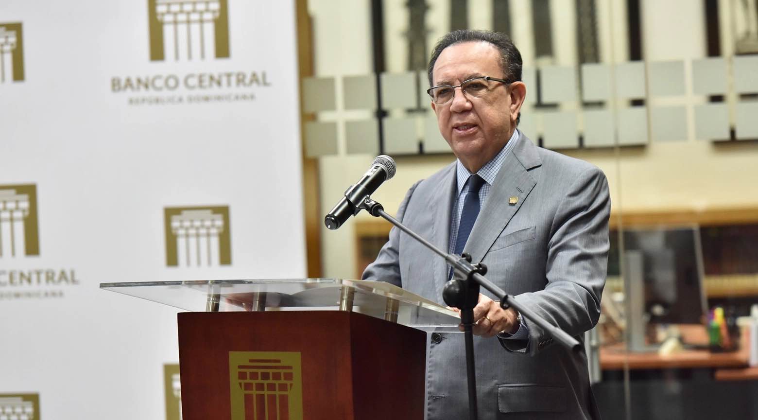 secmca's tweet card. La República Dominicana destaca por su estabilidad monetaria en la 305ª Reunión del Consejo Monetario Centroamericano este noviembre.