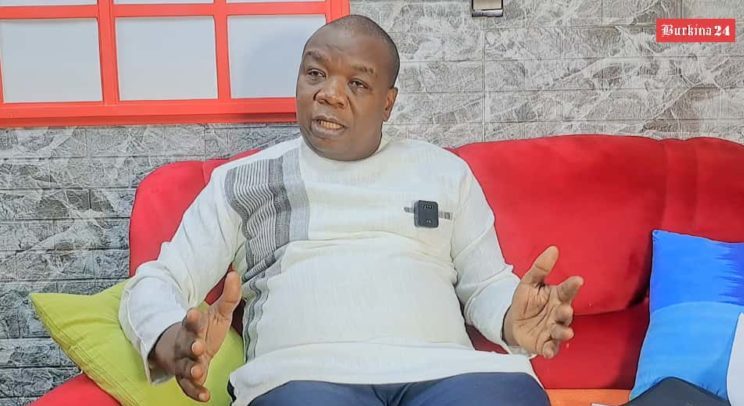 burkina24's tweet card. Actualité - Stocker, héberger, gouverner : L'expert Lamoussa Daouda Sorgho trace la voie d’une souveraineté numérique burkinabè