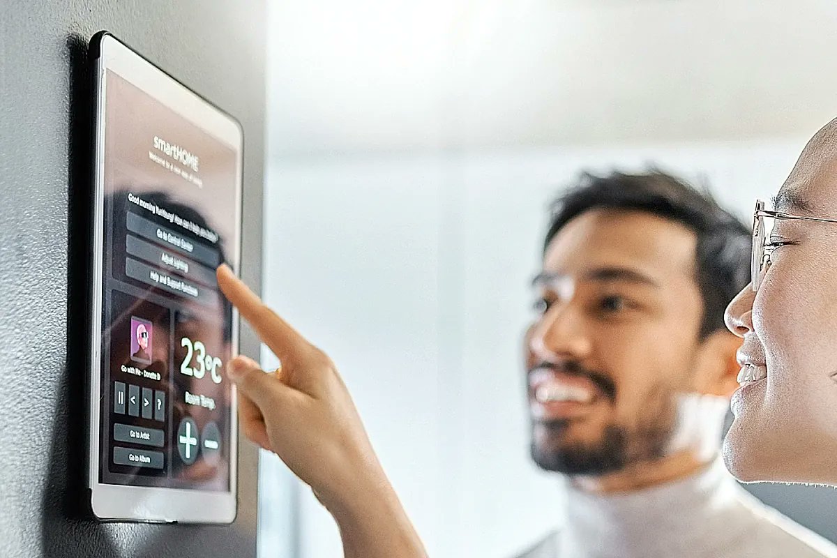 TandL_CompOrg's tweet card. El mundo corporativo sigue avanzando en sostenibilidad y eficiencia energética, pero todavía debe resolver algunas cuestiones para acelerar su transformación. Los logros...