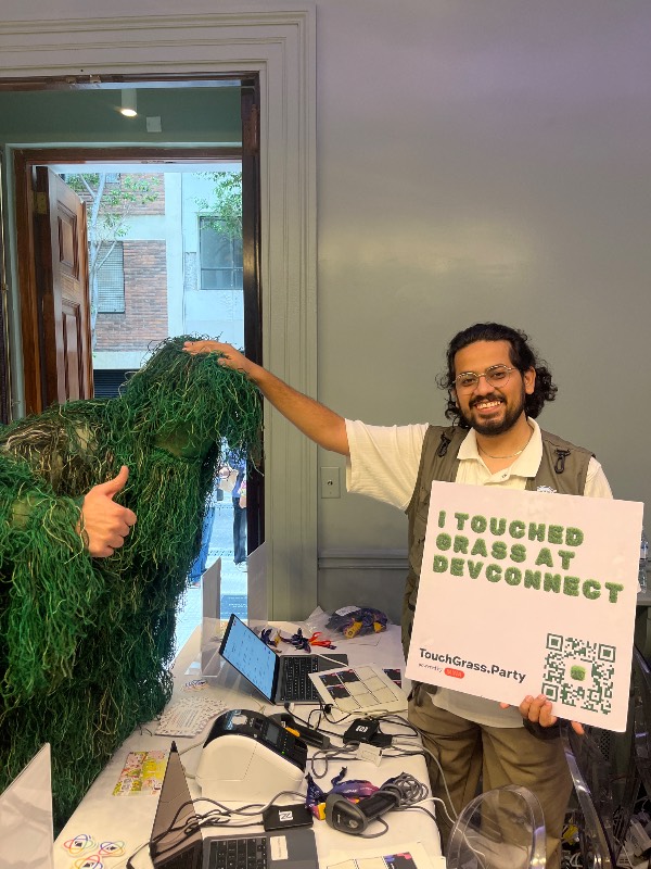 FurqandotAhmed's tweet card. Check out this submission from TouchGrass! Position #103 in the chain.