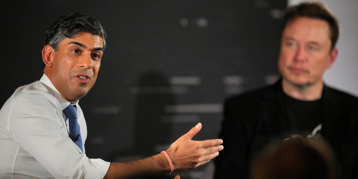 TechInsider's tweet card. The former UK prime minister said that young graduates would have to work out how to manage teams of AI agents as they enter the workforce.