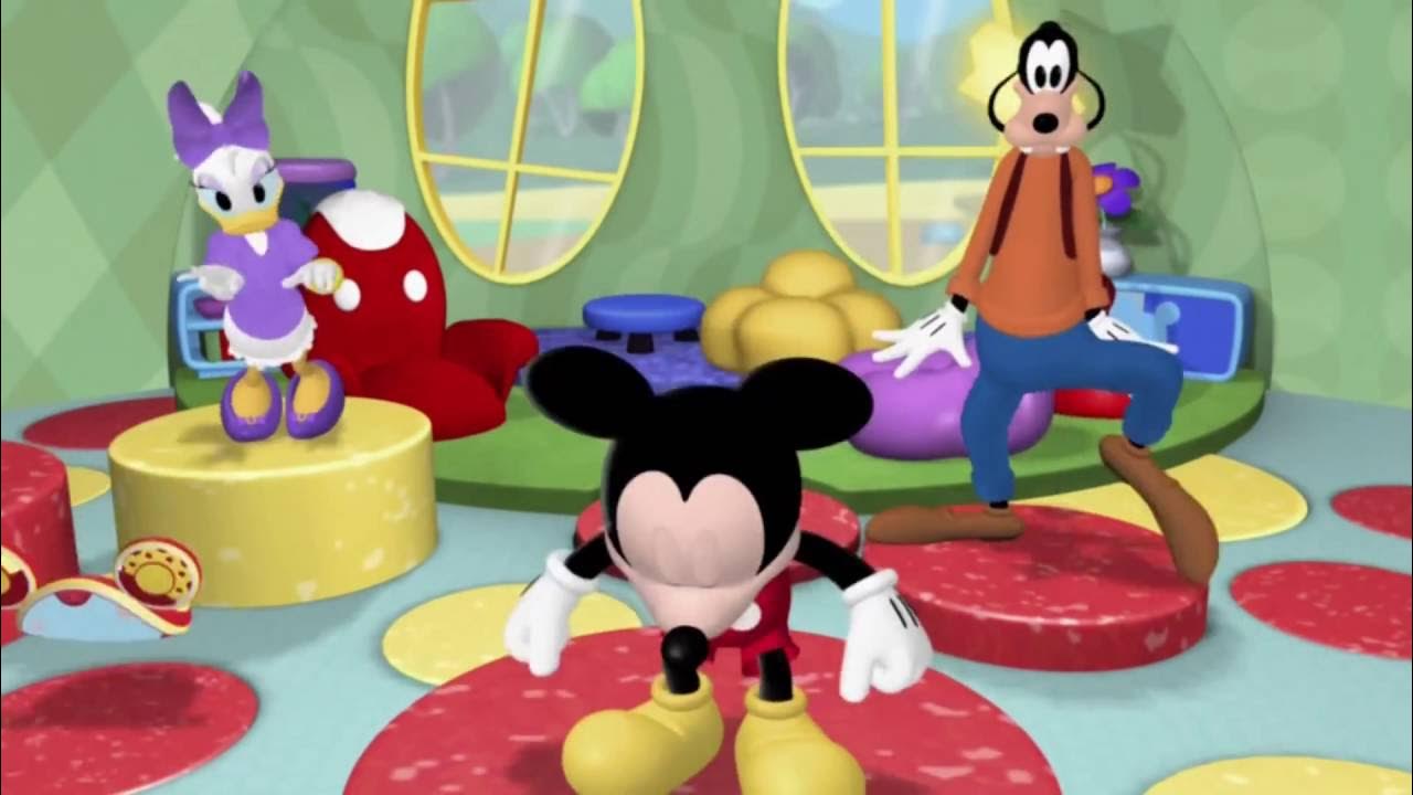 rdigus's tweet card. A Casa de Mickey Mouse: Mickeyparada