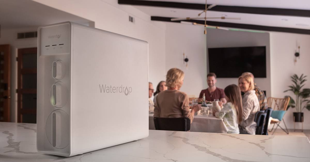 AndroidPolice's tweet card. Upgrade your home hydration with Waterdrop Filters this Black Friday. Enjoy safer, healthier water without breaking the bank #sponsored