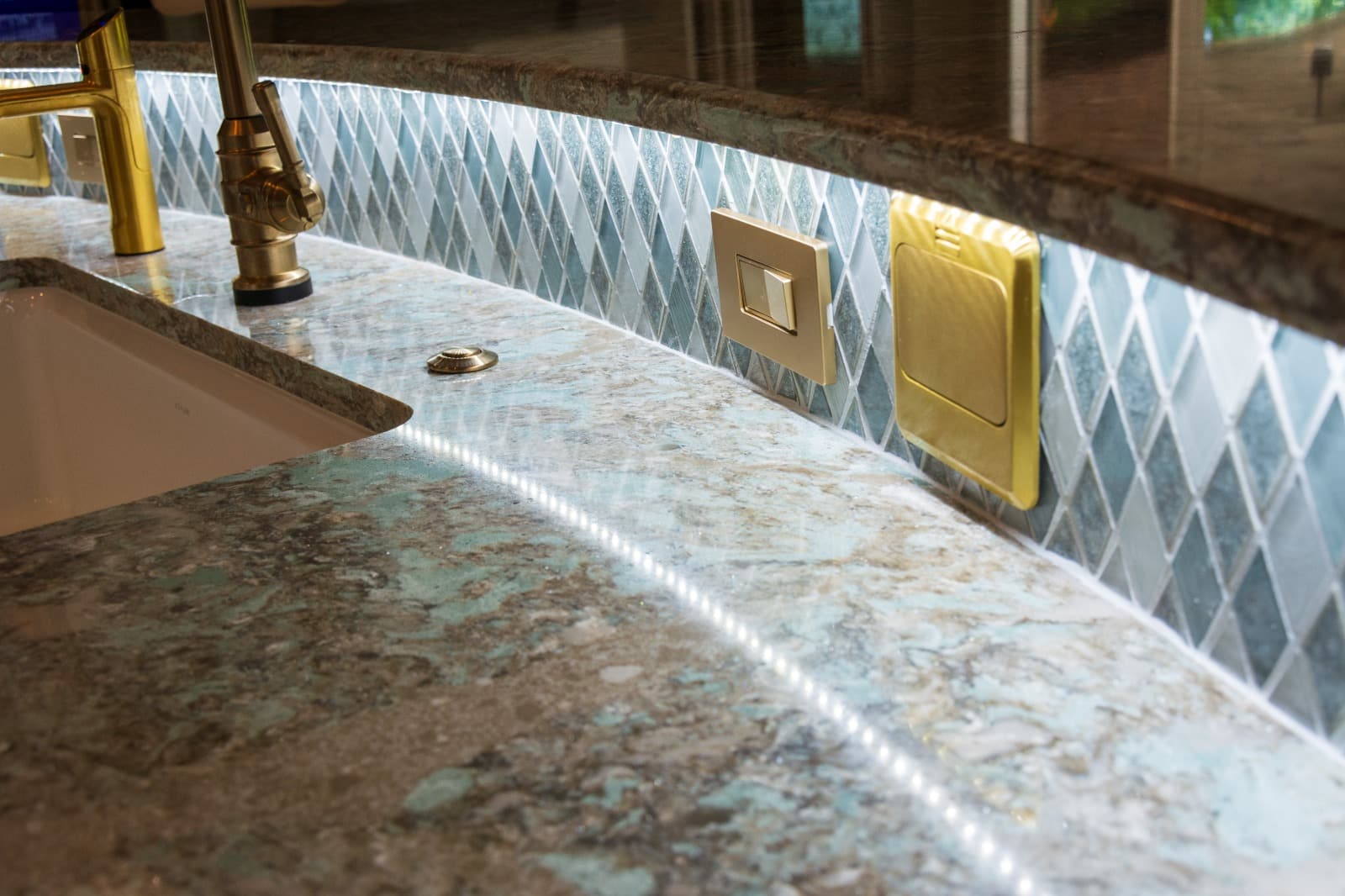 PremiumRemo's tweet card. If you’re searching for kitchen remodeling Conroe, you’re not alone. It’s one of the most searched remodeling phrases in our area—and for good reason.