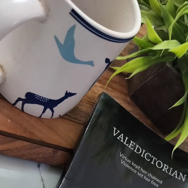 _Mili_Das's tweet card. Mili Das | Book Editor | Blogger | UGC creator (@theladylivesinbook) • Instagram photos and videos