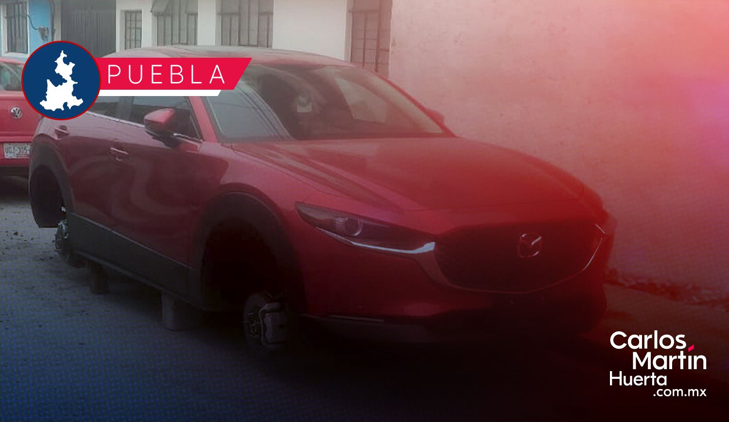 carlosmartinh's tweet card. La mañana de este jueves, un radioescucha de Así Sucede informó que fue víctima de robo de autopartes en la colonia Santa Bárbara. El hombre habría dejado su camioneta estacionada y al salir, se...