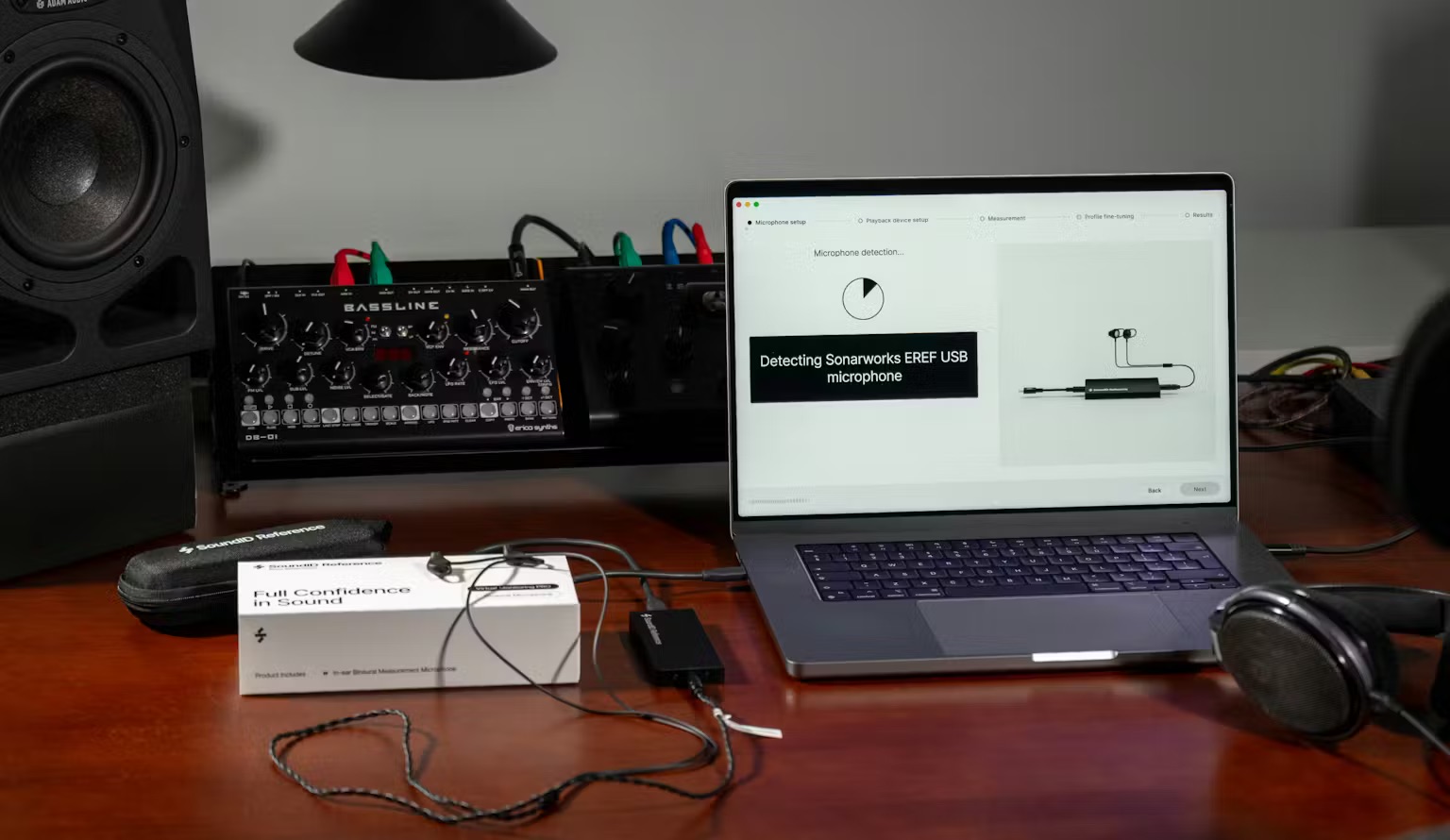 hispasonic's tweet card. Sonarworks presenta Virtual Monitoring PRO, un sistema que utiliza micrófonos intrauditivos binaurales y procesamiento DSP para trasladar la acústica real de estudios y salas a tus auriculares,...