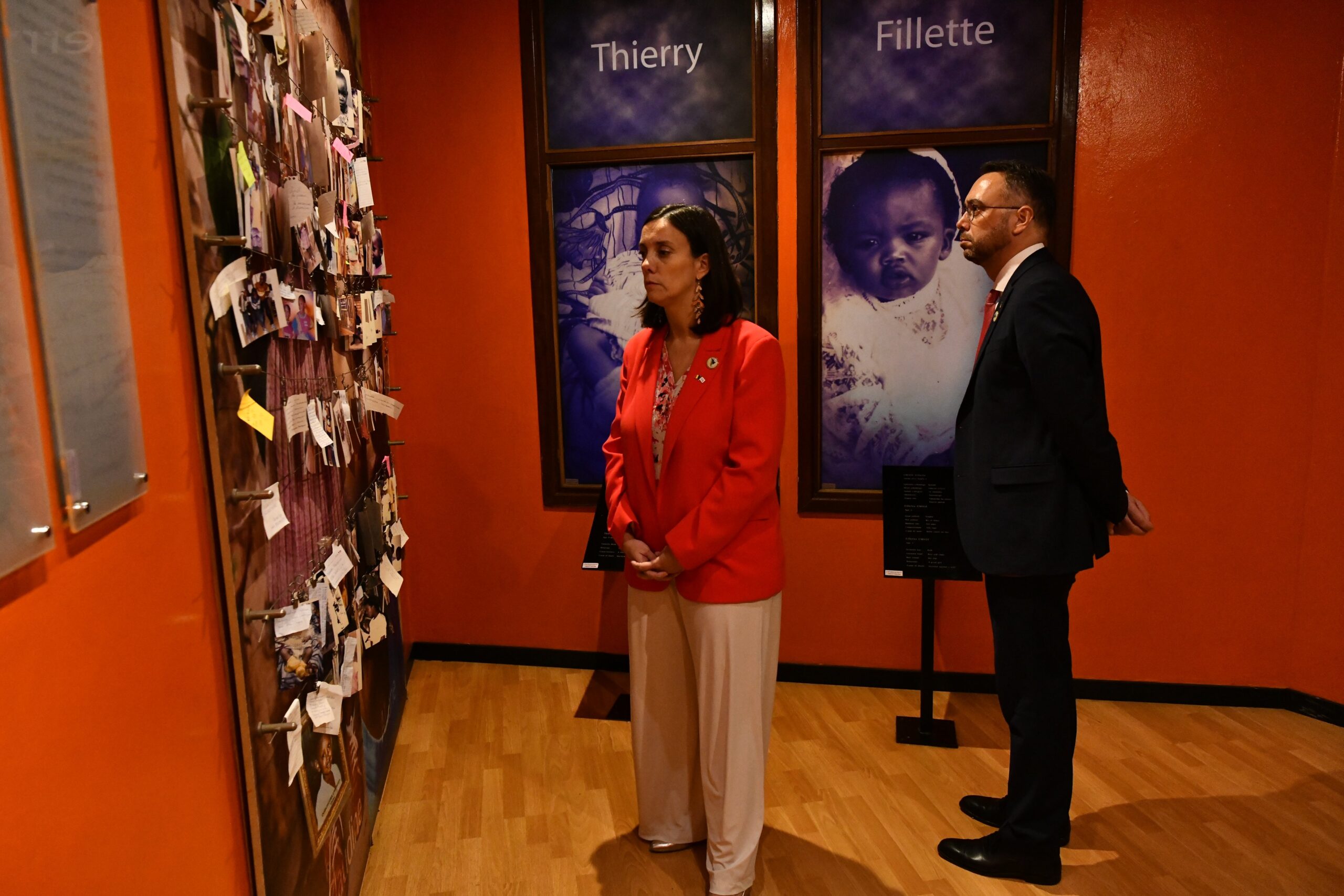 oswaki's tweet card. Minisitiri w’Ububanyi n’Amahanga w’Ububiligi akaba ari na minisitiri w’Intebe wungirije, Maxime PREVOT, yagaragaje guca bugufi no guha icyubahiro Abatutsi ibihumbi bashyingu…