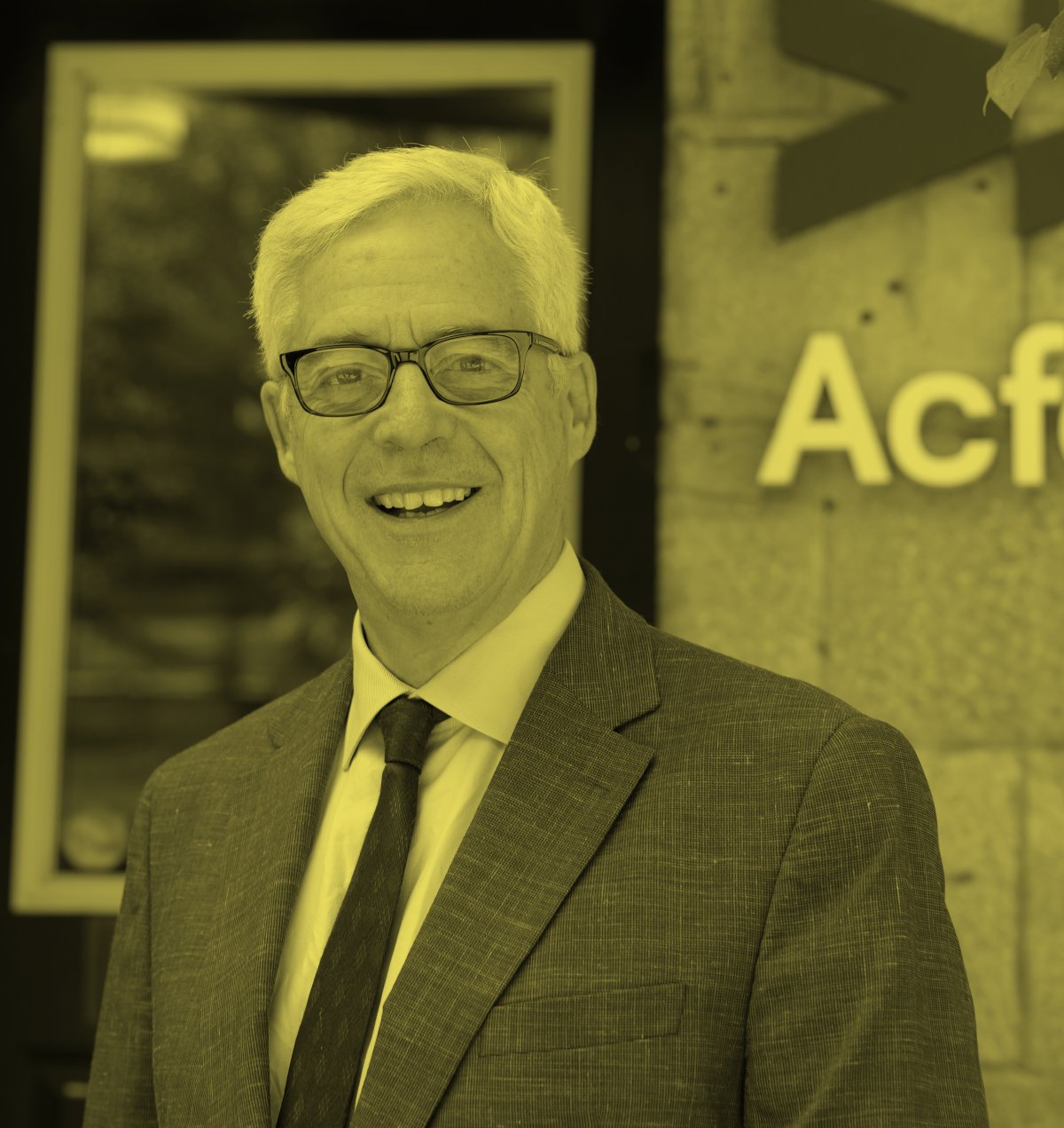 RaccourSci's tweet card. RaccourSci vous livre les conseils de Charles Tisseyre, journaliste, animateur et vulgarisateur scientifique de renom... et fascinant!