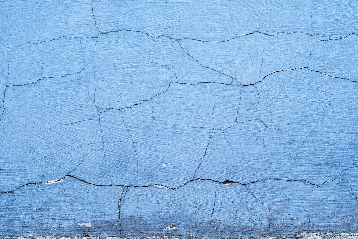 bnjmn_marie's tweet card. Why you shouldn’t trust BLEU according to 37 studies published over 20 years