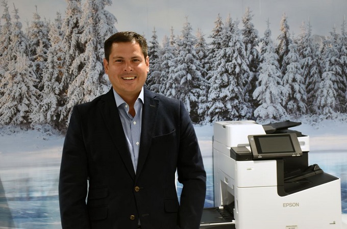 Epson_ES's tweet card. Roger Bernedo, Head of Office Printing de Epson Ibérica.