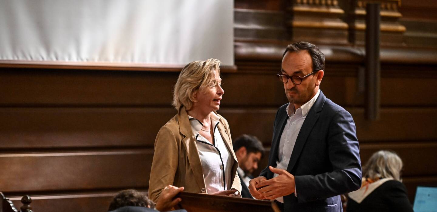 hseill's tweet card. Les candidats de Renaissance et du Parti radical à la mairie de Bordeaux ont tous les deux commandé un sondage pour tenter de s'imposer comme le candidat unique du bloc central. L'Opinion a consulté...