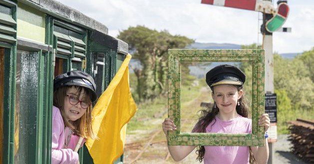 Tweet card summary image