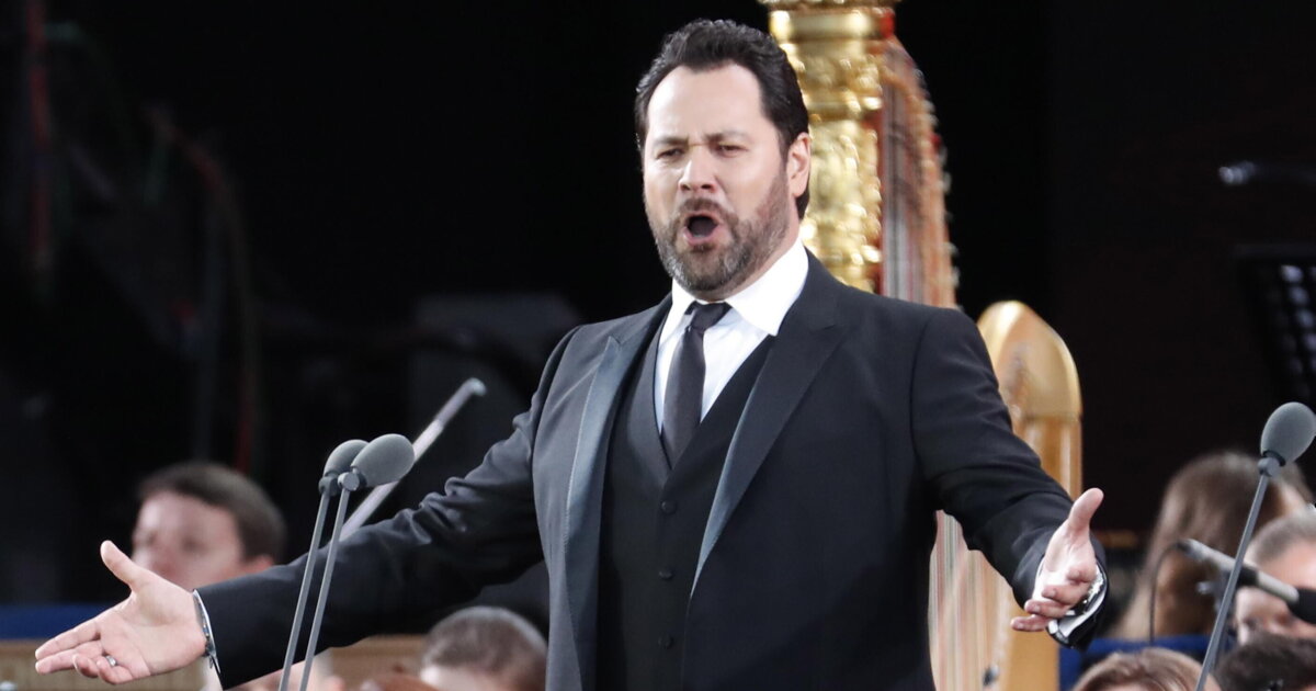 ilfoglio_it's tweet card. La Fondazione Arena di Verona ritira l’invito al cantante dopo l’appello della Anti-Corruption Foundation di Navalny. Il ministro Giuli: “Scelta giusta, la cultura non sia strumento di propaganda”