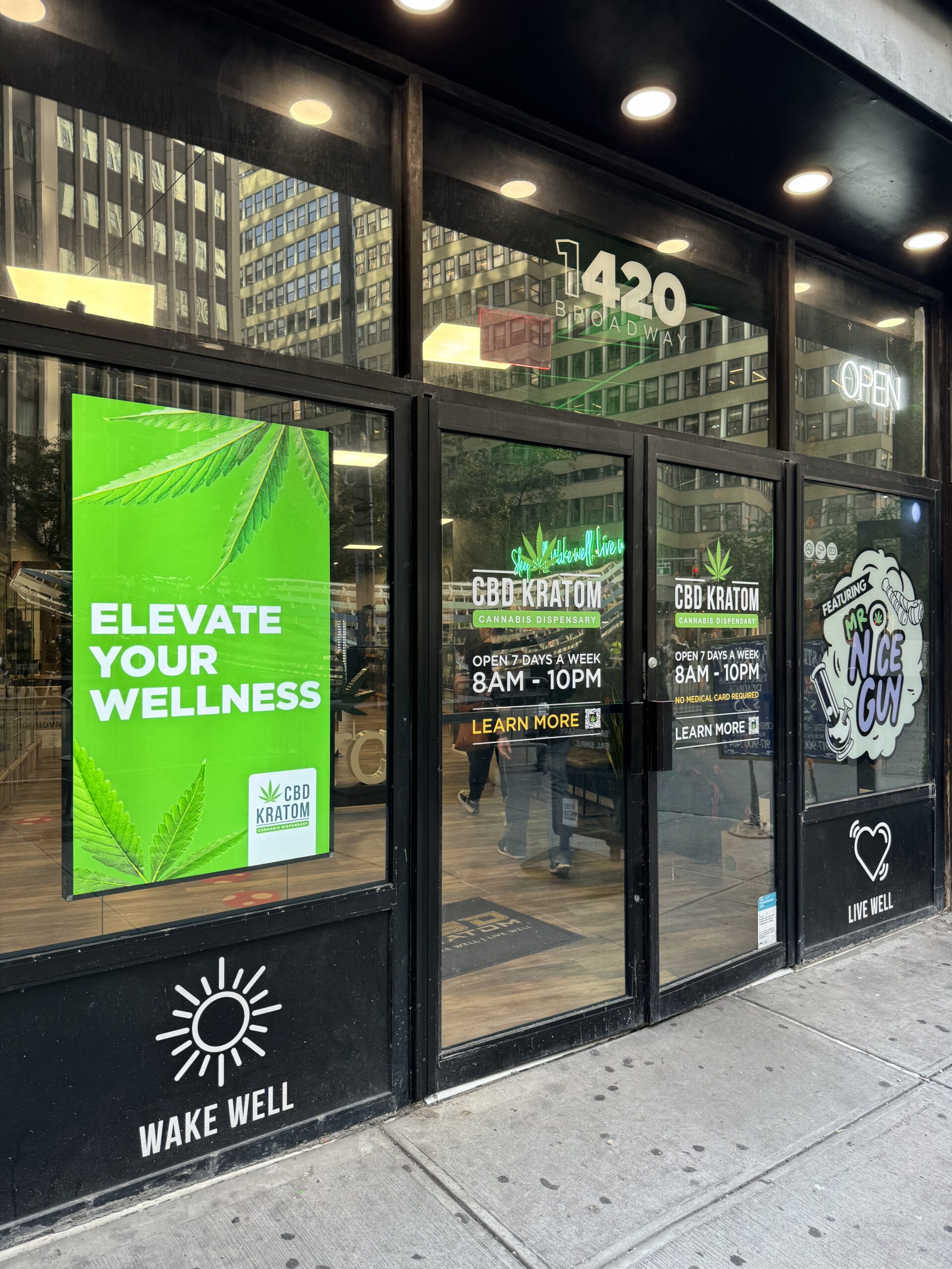 ItsCrownTV's tweet card. CrownTV offers turnkey digital signage solutions with vibrant indoor displays, high-brightness window screens, easy installation, and powerful content software