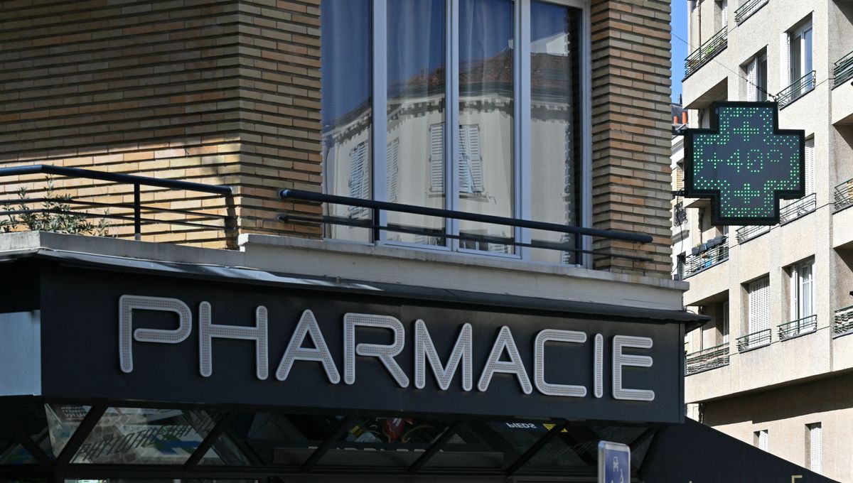 FORCIOLIPASCAL's tweet card. Le samedi 16 août, jusqu’à 90 % des pharmacies étaient fermées dans certains départements. À l’appel des syndicats de la profession, les pharmaciens se sont massivement mobilisés face au plan du...