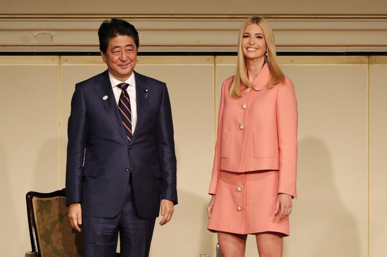 sasakitoshinao's tweet card. 「イバンカ・トランプ米国大統領補佐官は、運営管理または資金調達には関与しない」