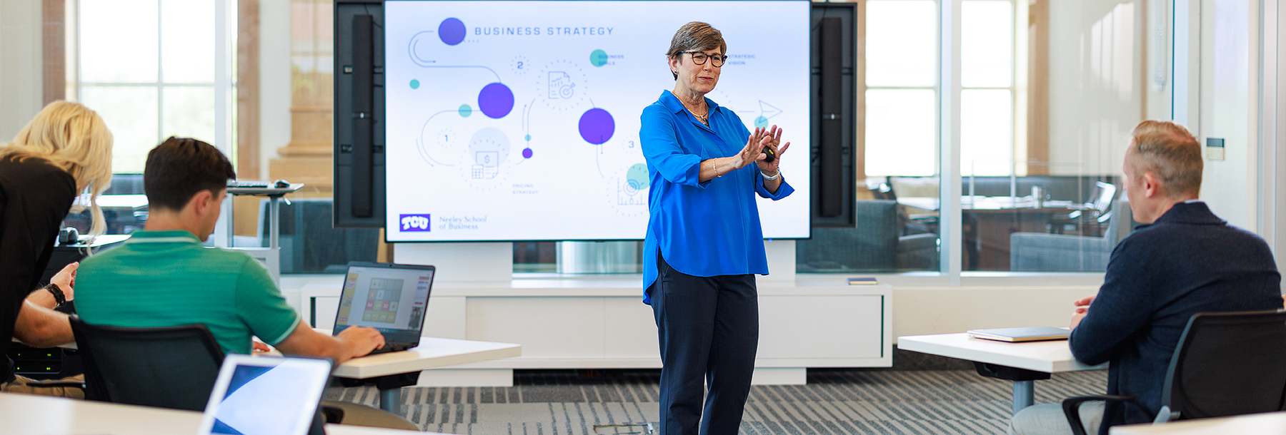 NeeleySchoolTCU's tweet card. A weekend Executive MBA program designed for professionals who are already leaders in their companies, the TCU EMBA program gets you immediate ROI.