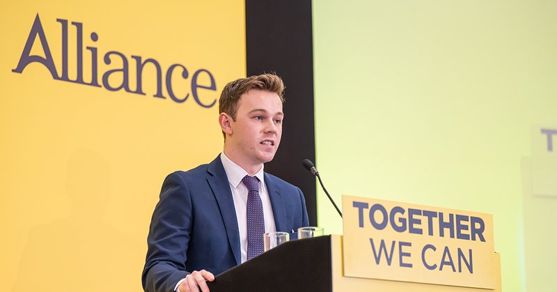 Tweet card summary image