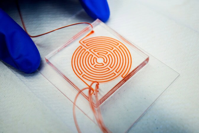 UMengineering's tweet card. Some women undergo unnecessary mastectomy and chemotherapy, but a 'labyrinth in a chip' could reveal which cancers need aggressive treatments.