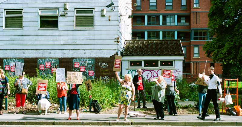 Tweet card summary image