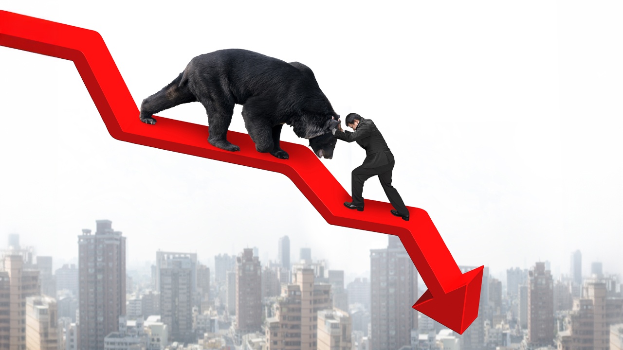 BitcoinNews's tweet card. The meme coin dogwifhat (WIF) was the week’s biggest loser shedding 31.2% while notcoin (NOT) lost 24.3% this week.