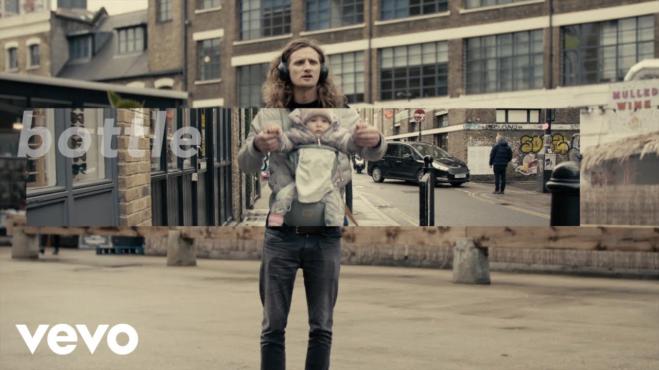 andrewmedew's tweet card. Banfi - The furniture song