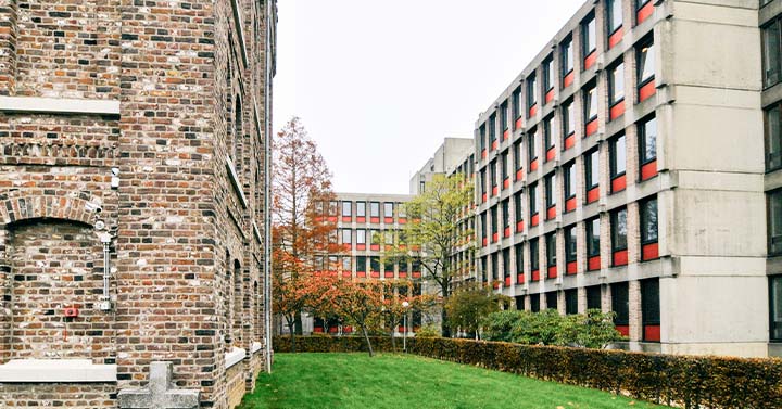 junge_chri94565's tweet card. Het datacenter van Smartdc in Heerlen, met meerdere carriers in-house, vormt uw perfecte Twin Datacenter Strategy voor directe toegang en redundantie terwijl u verzekerd bent van lage latency