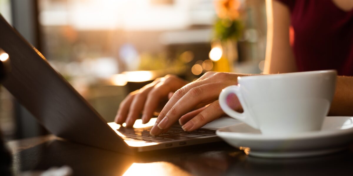 AOS_updates's tweet card. Though it's certainly not the cheapest place to live, the California metropolis of Los Angeles has ranked the best for digital nomads.