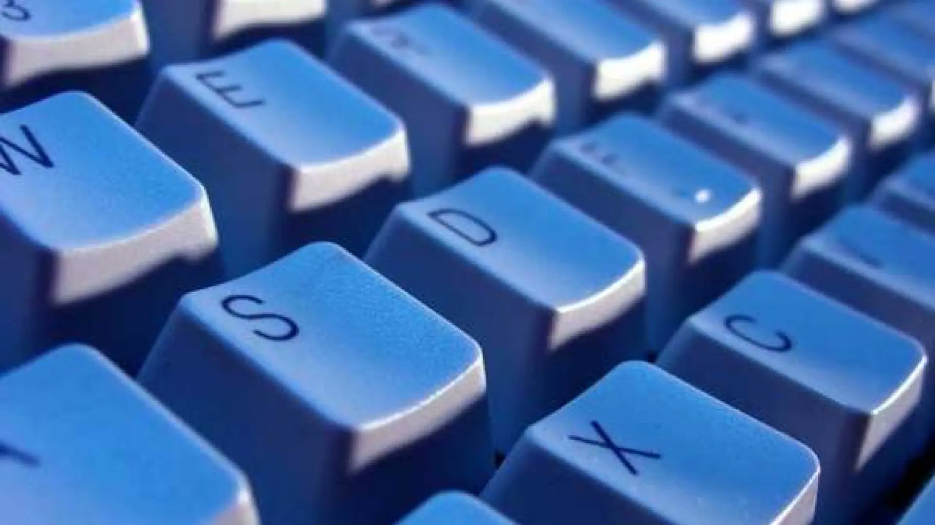 codex_sl's tweet card. Un estudio realizado por expertos en tecnologías lingüísticas con motivo del Día de las Lenguas denuncia que la mayoría de lenguas europeas (21 de ...