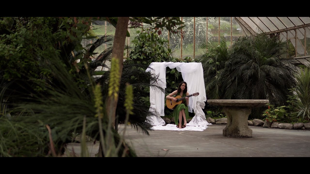 imurua's tweet card. Antía Muíño - Noviembre