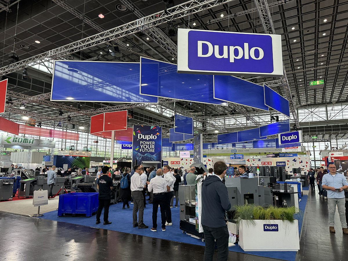 printguide's tweet card. Graphotrade, като официален представител на DUPLO, съобщи, че по време на изложението drupa вече са продадени няколко машини на японския бранд в България. Техните инсталации ще започнат в следващите...