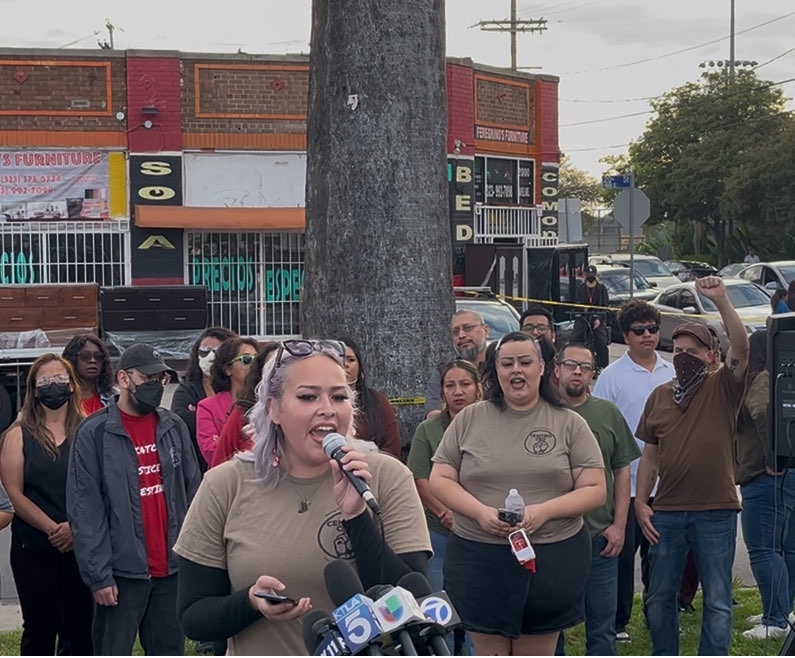 fightbacknews's tweet card. Los Angeles, CA - At 8:52 a.m. on Tuesday, October 21, Homeland Security Investigators (HSI) agents and other federal agents targeted a...