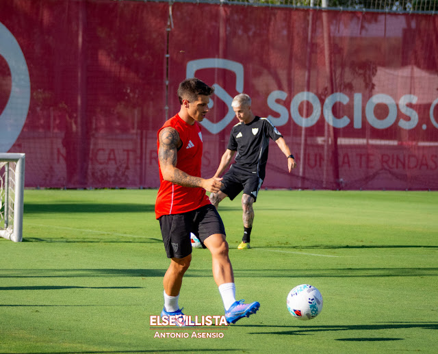 elsevillistacom's tweet card. Alfon González ha sido protagonista en  El Cubo, programa publicado en las plataformas del club cada semana y presentado por Roberto Arrocha...